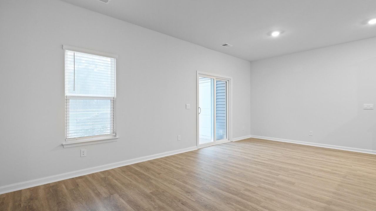 553 Gahagan Road Photo 8