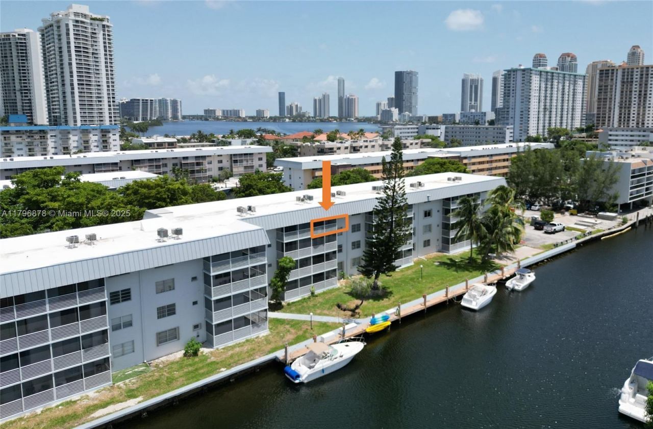 3750 NE 169th St, Unit 408, North Miami Beach, FL 33160 Main Photo