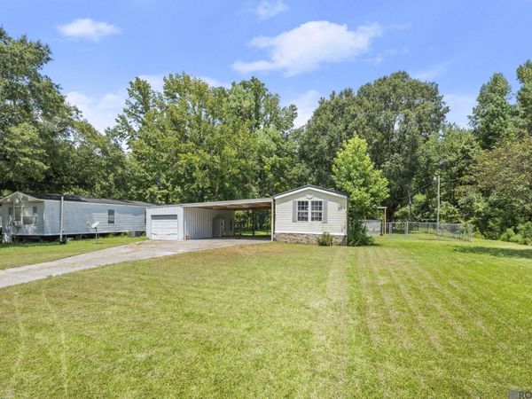 9779 Spike Ridge Dr, Zachary, LA 70791