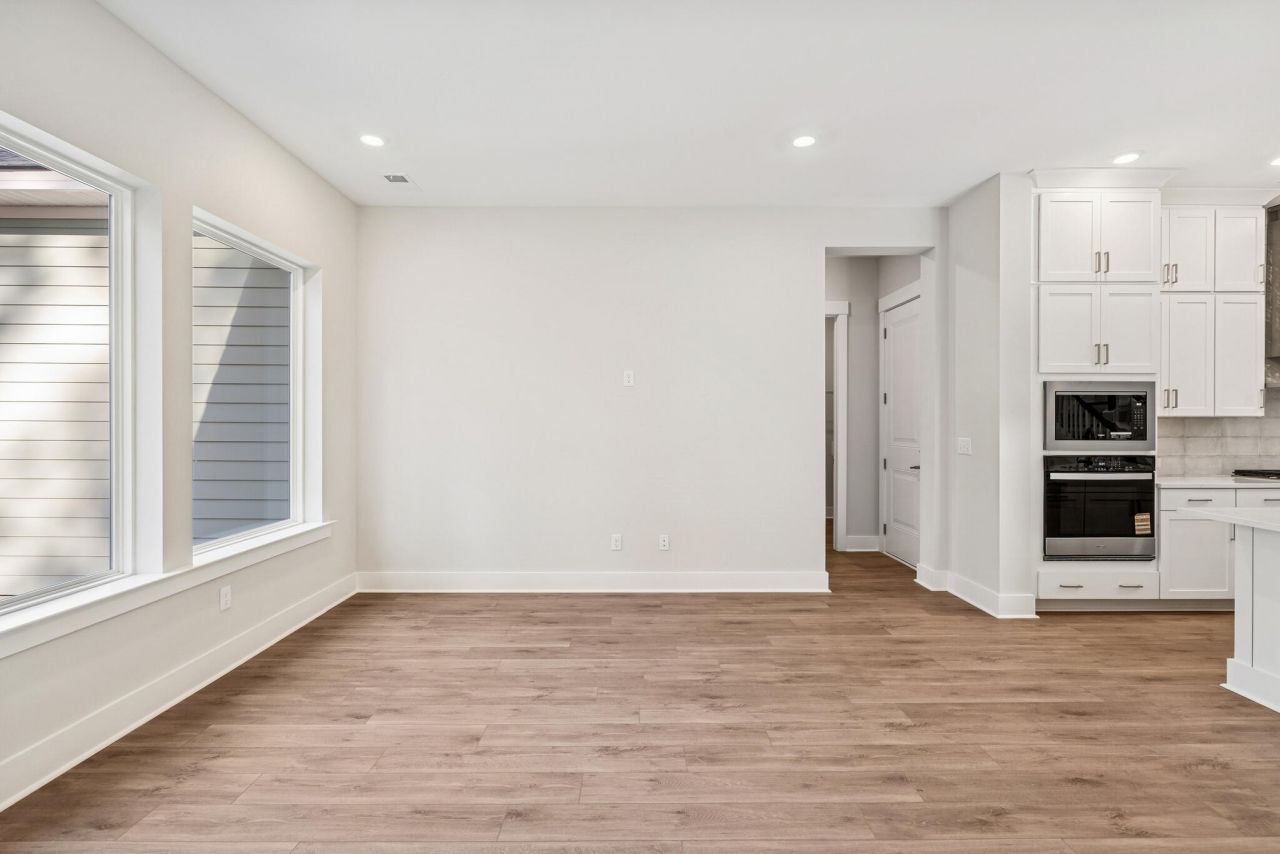 1159 Reserve Lane Photo 13