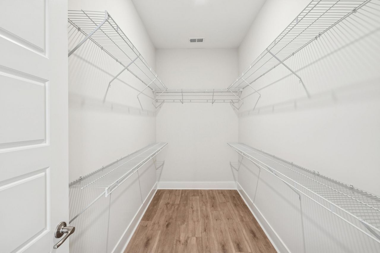 1159 Reserve Lane Photo 28