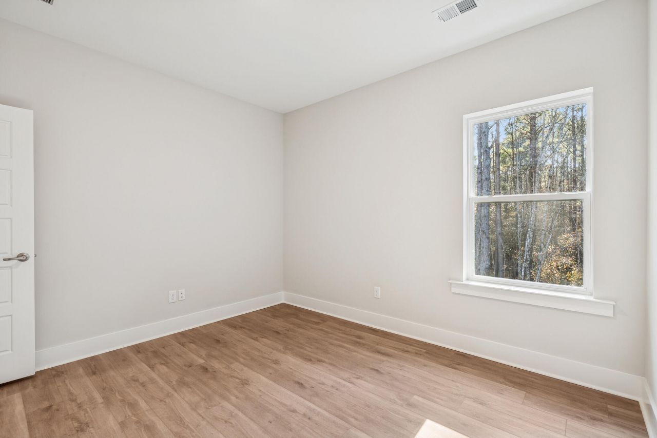 1159 Reserve Lane Photo 35