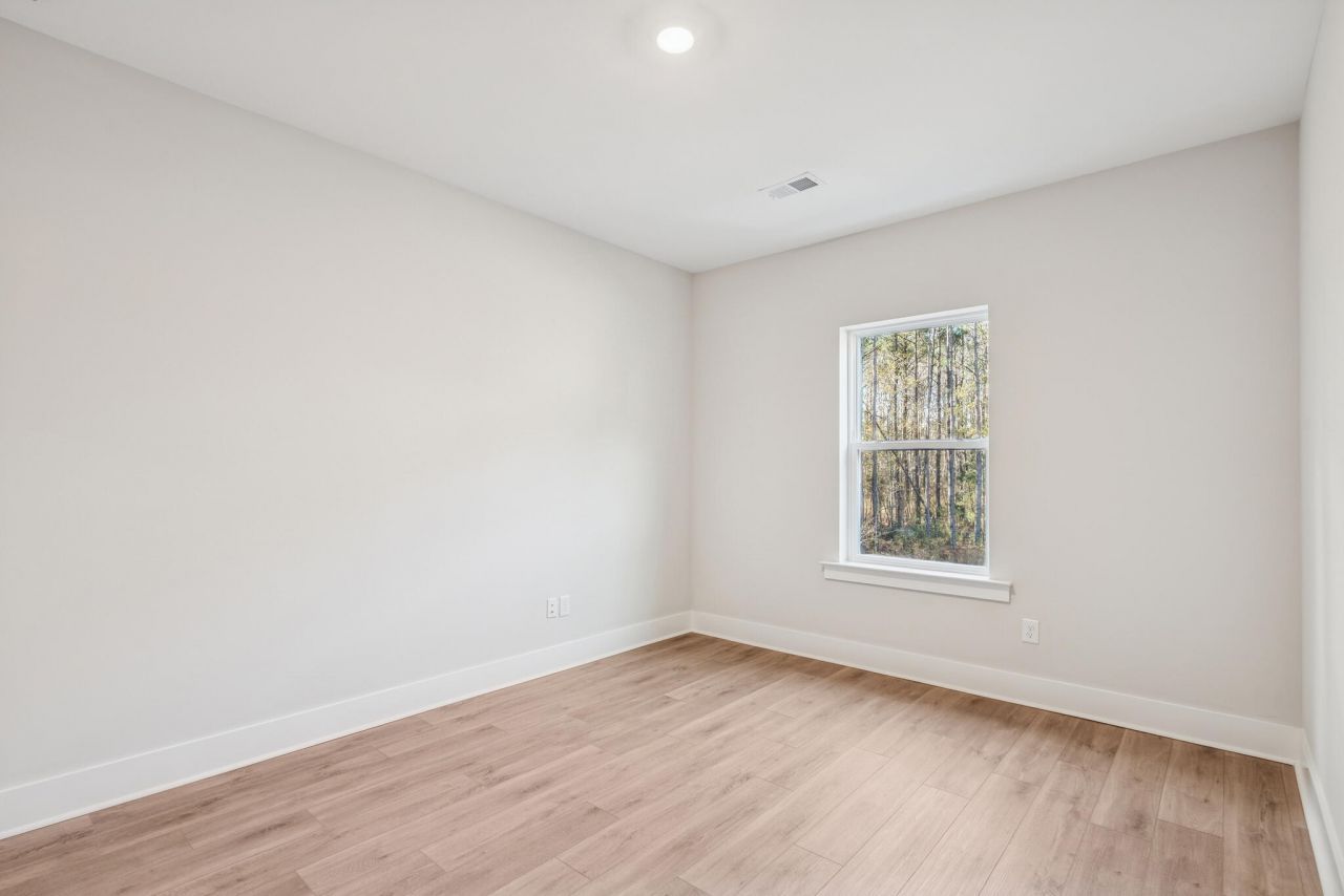 1159 Reserve Lane Photo 40