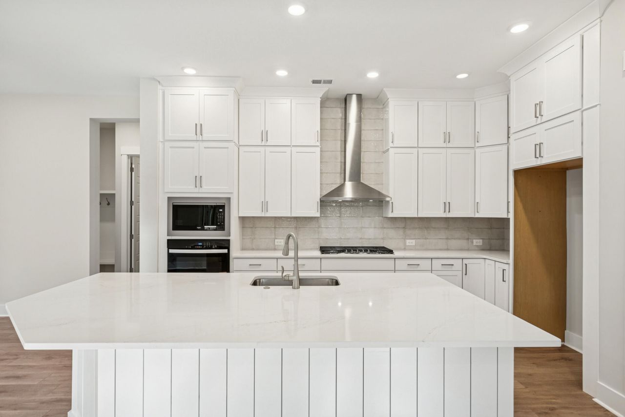 1159 Reserve Lane Photo 5