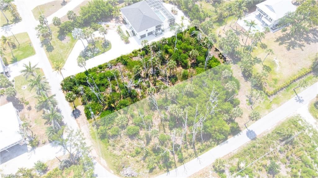 13451 Almond Dr, Fort Myers, FL 33908 Photo