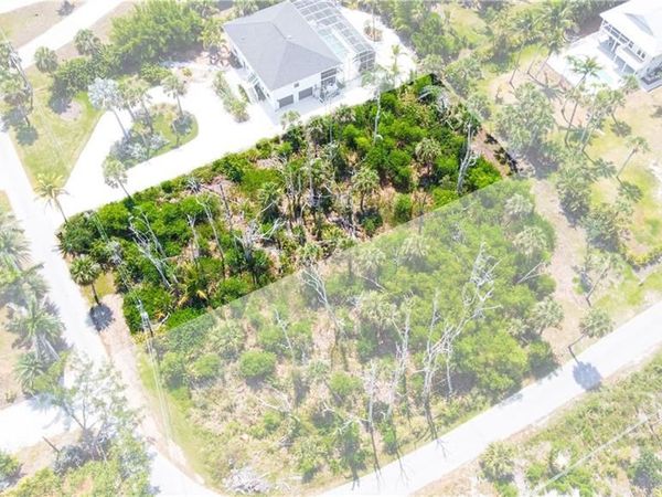 13451 Almond DR, FORT MYERS, FL 33908