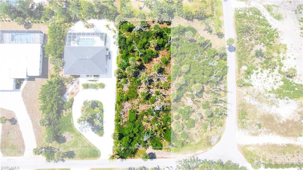 13451 Almond Dr, Fort Myers, FL 33908 Photo