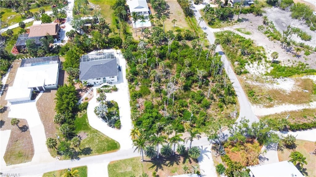 13451 Almond Dr, Fort Myers, FL 33908 Photo