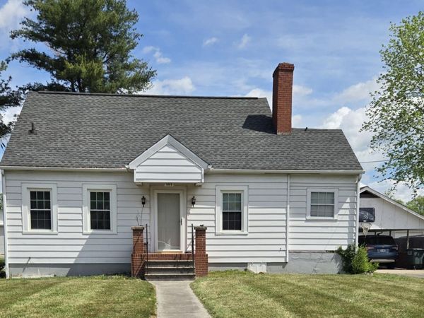 303 Riverland DR, Salem, VA 24153