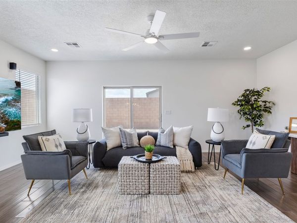 6200 White Hawk Drive NE, Rio Rancho, NM 87144