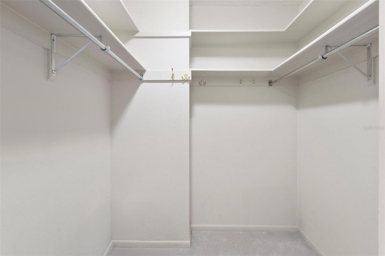 4900 Brittany Drive S, Unit 1810, Saint Petersburg, FL 33715 Photo