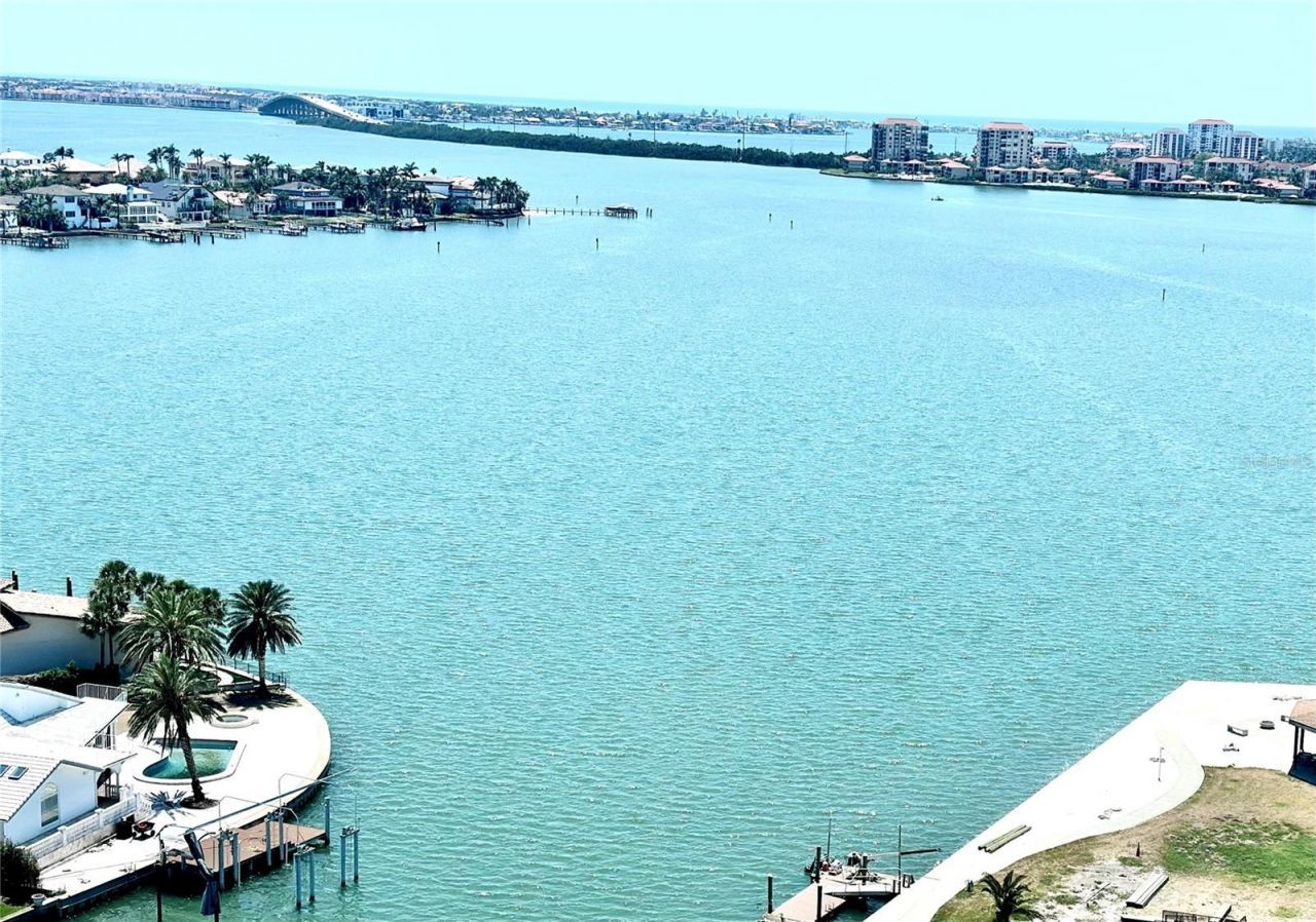 4900 Brittany Drive S, Unit 1810, Saint Petersburg, FL 33715 Photo