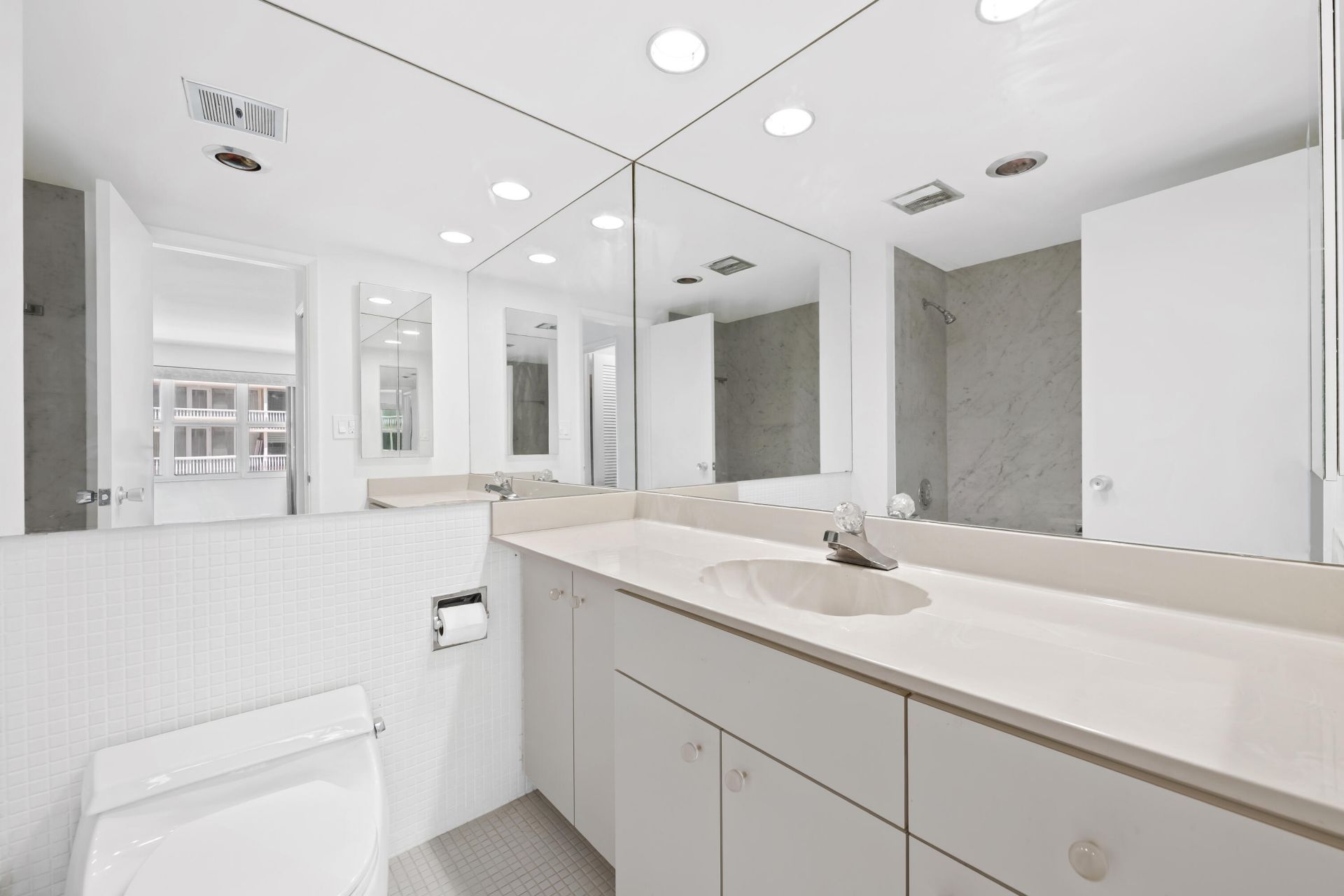 4010 Galt Ocean Drive, Unit 702, Fort Lauderdale, FL 33308 Photo