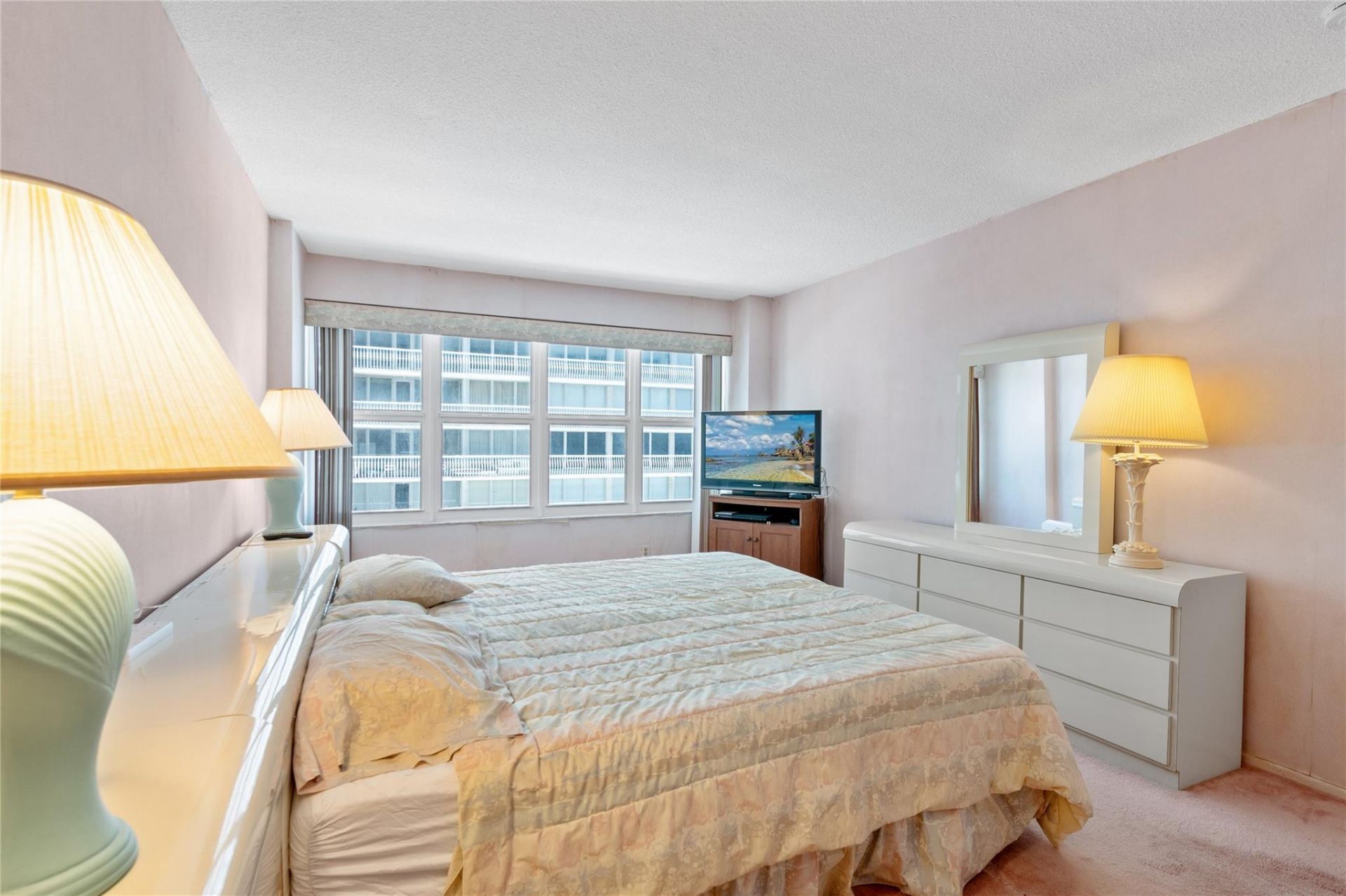 4010 Galt Ocean Drive, Unit 702, Fort Lauderdale, FL 33308 Photo