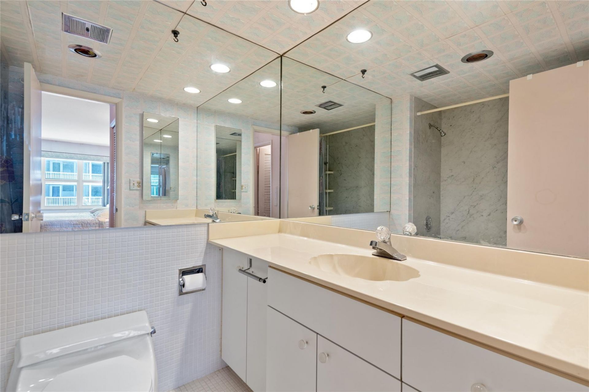 4010 Galt Ocean Drive, Unit 702, Fort Lauderdale, FL 33308 Photo