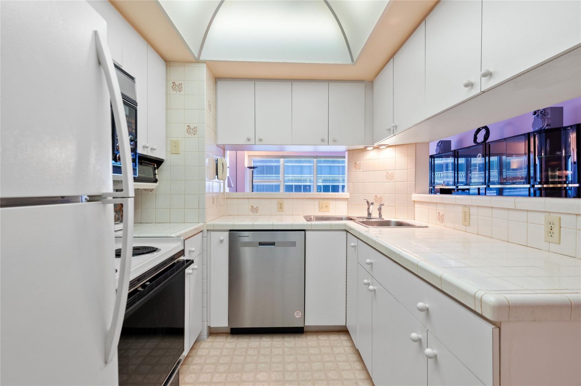 4010 Galt Ocean Drive, Unit 702, Fort Lauderdale, FL 33308 Photo