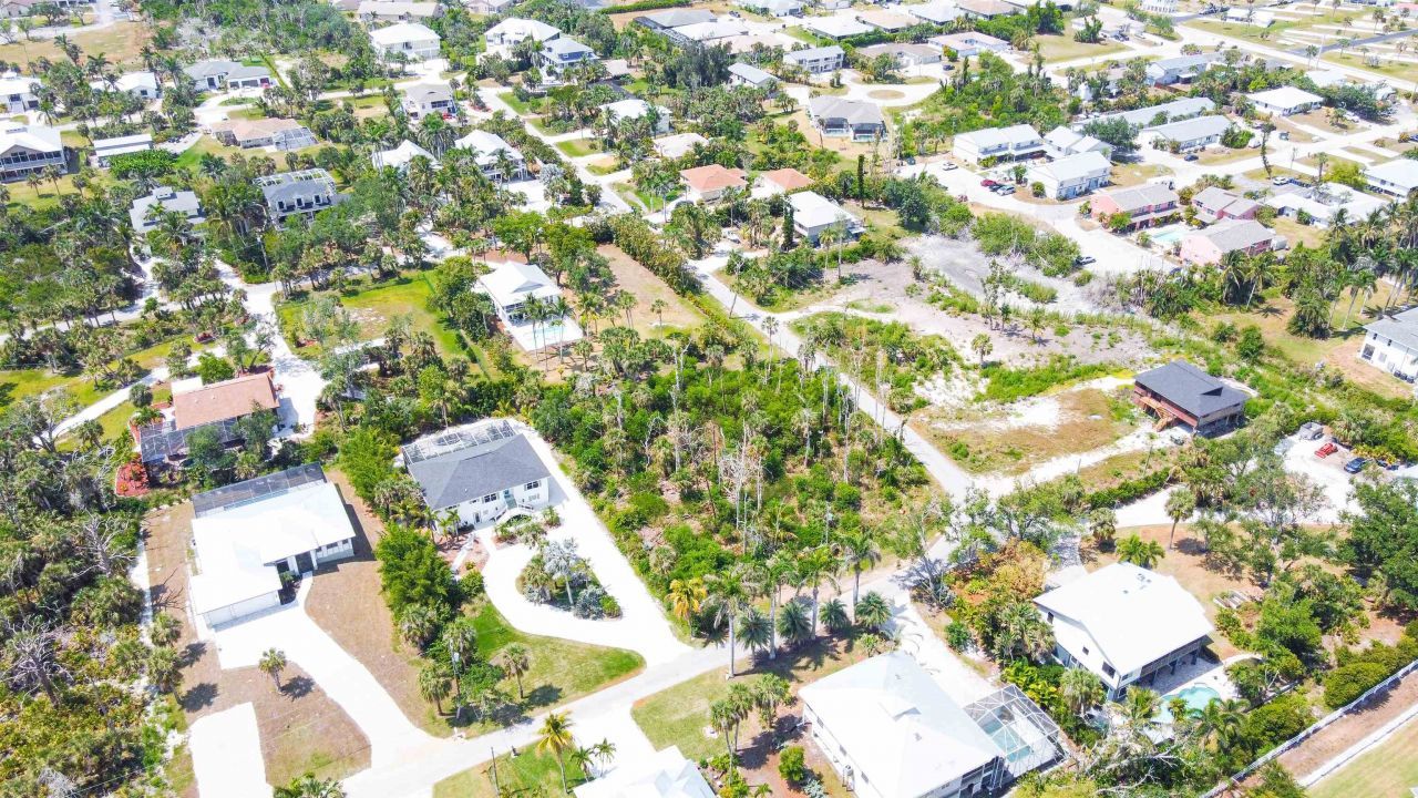 13451 Almond Dr, Fort Myers, FL 33908 Photo