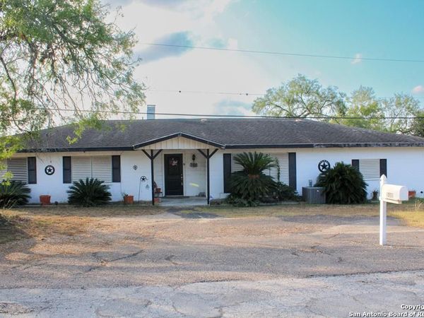 102 holman, Lake City, TX 78368