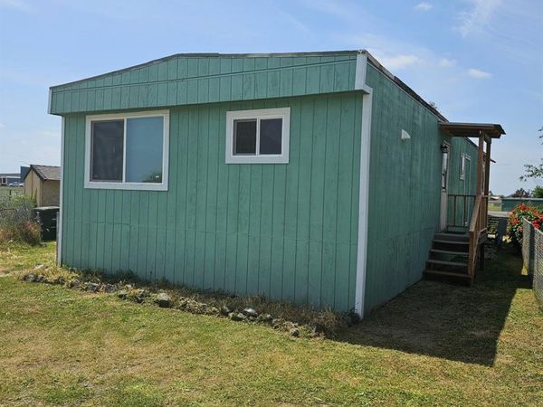 46 Arizona Way, Olivehurst, CA 95961