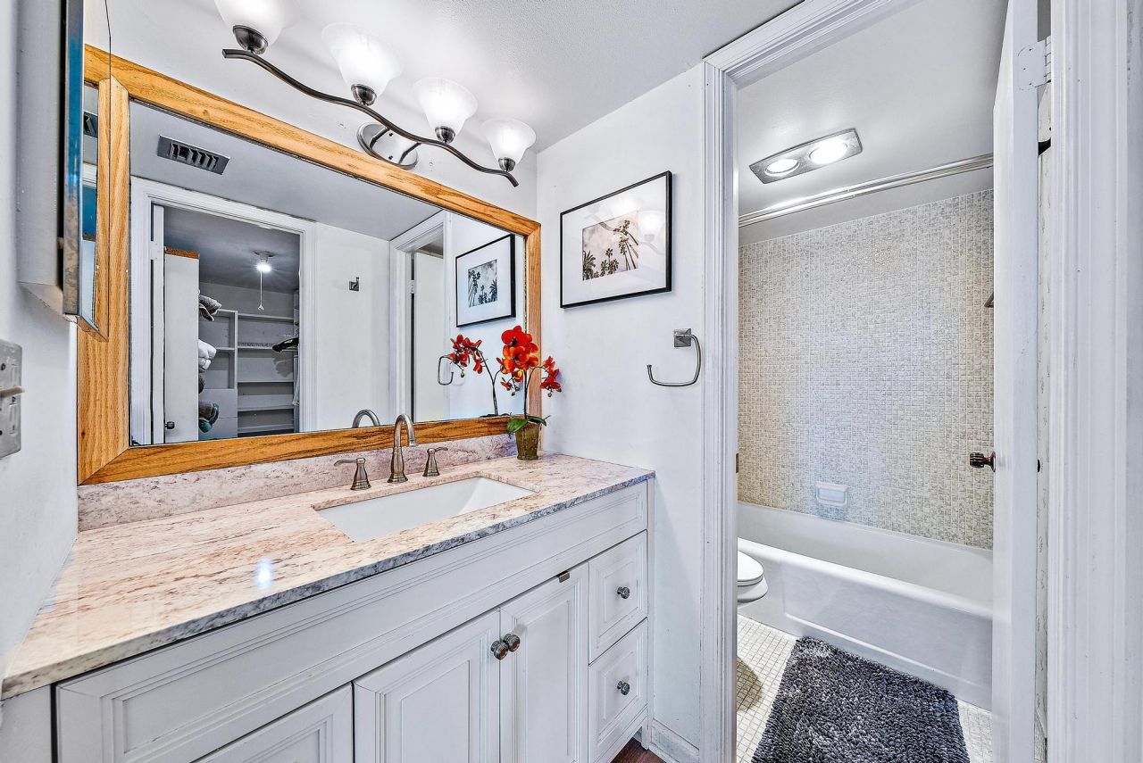 1051 Sugar Sands Boulevard, Unit 352, Riviera Beach, FL 33404 Photo