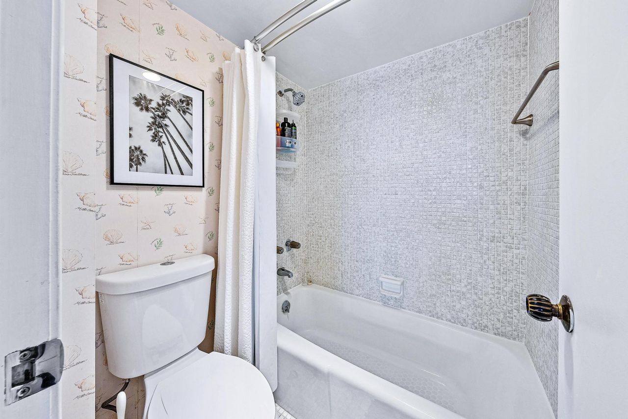 1051 Sugar Sands Boulevard, Unit 352, Riviera Beach, FL 33404 Photo