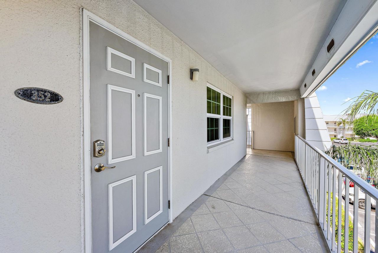 1051 Sugar Sands Boulevard, Unit 352, Riviera Beach, FL 33404 Photo