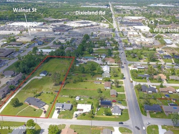 1807 W Cypress Street, Rogers, AR 72758