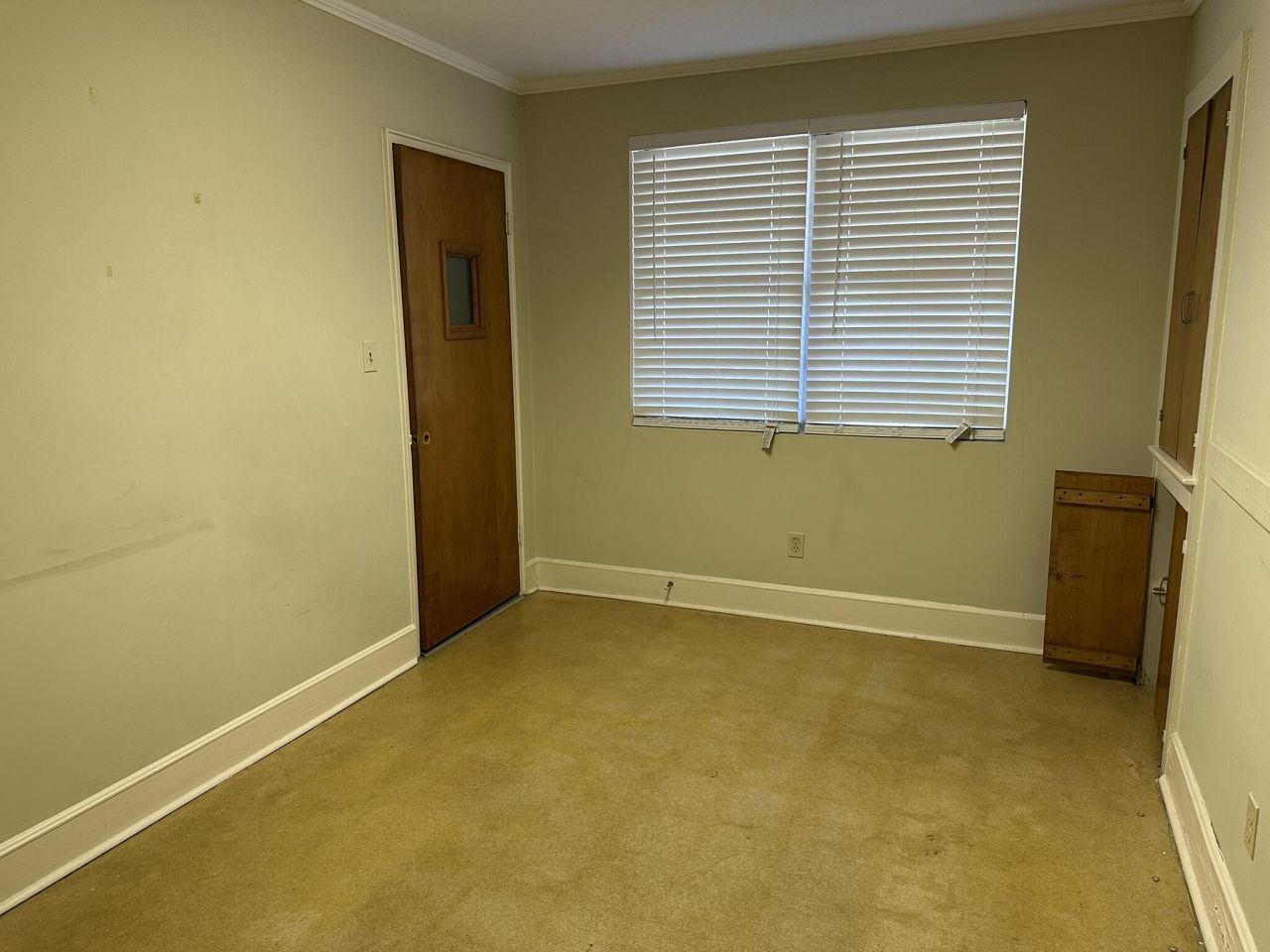 1615 Middleton Street Photo 13