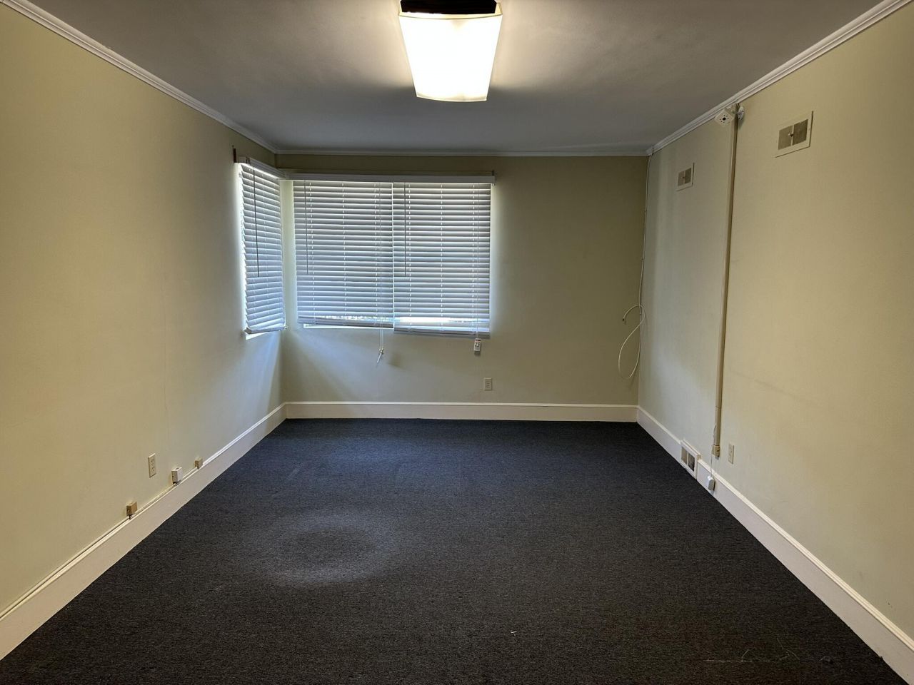 1615 Middleton Street Photo 9