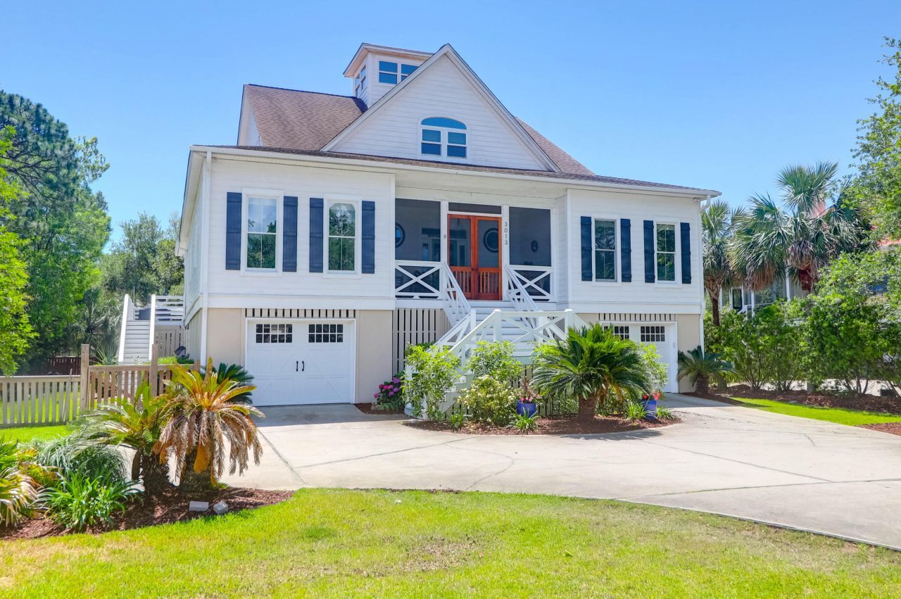 3013 Middle Street Photo 1