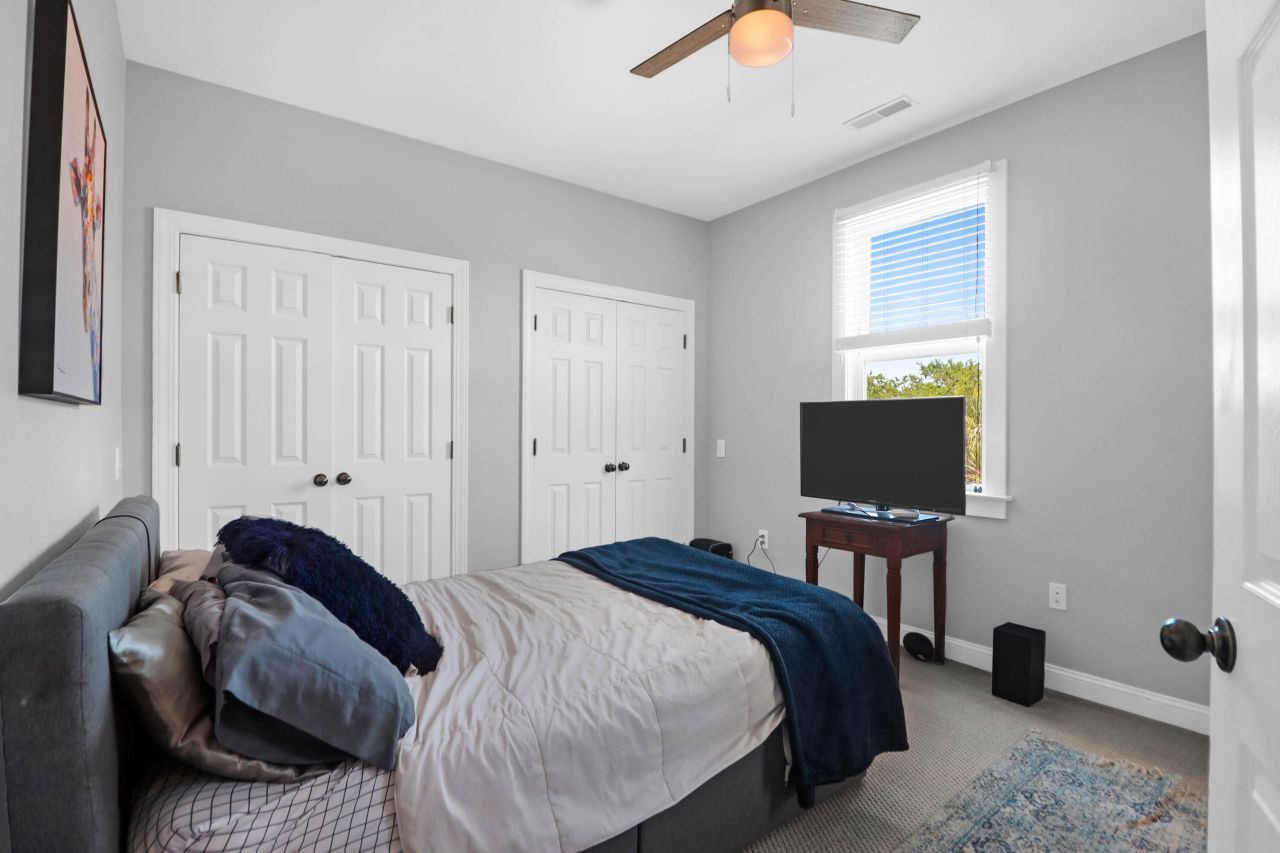 3013 Middle Street Photo 42