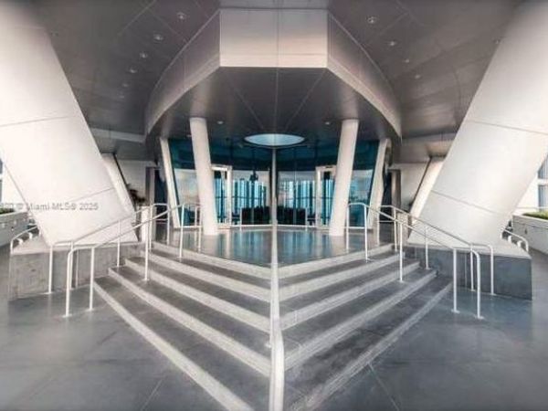 17001 Collins Ave, Unit 1507, Sunny Isles Beach, FL 33160