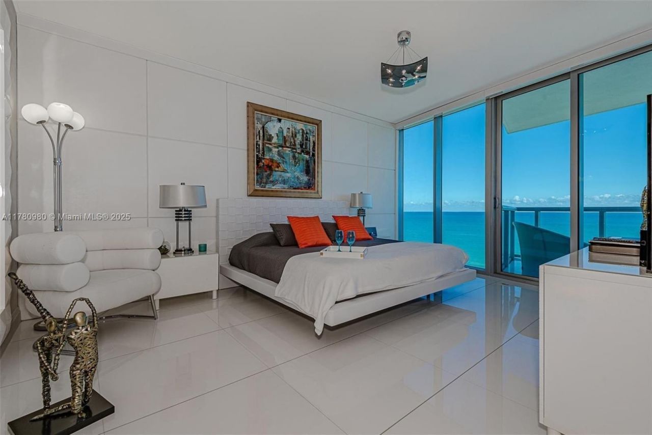 17001 Collins Ave, Unit 1507, Sunny Isles Beach, FL 33160 Photo