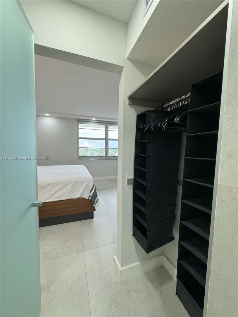 9500 W Bay Harbor Dr, Unit 6B, Bay Harbor Islands, FL 33154 Photo