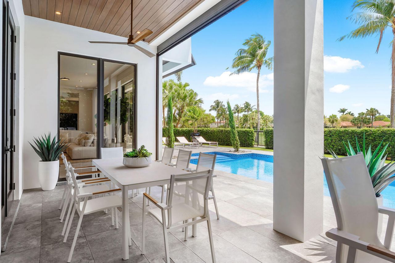 1576 Thatch Palm Drive, Boca Raton, FL 33432 Photo