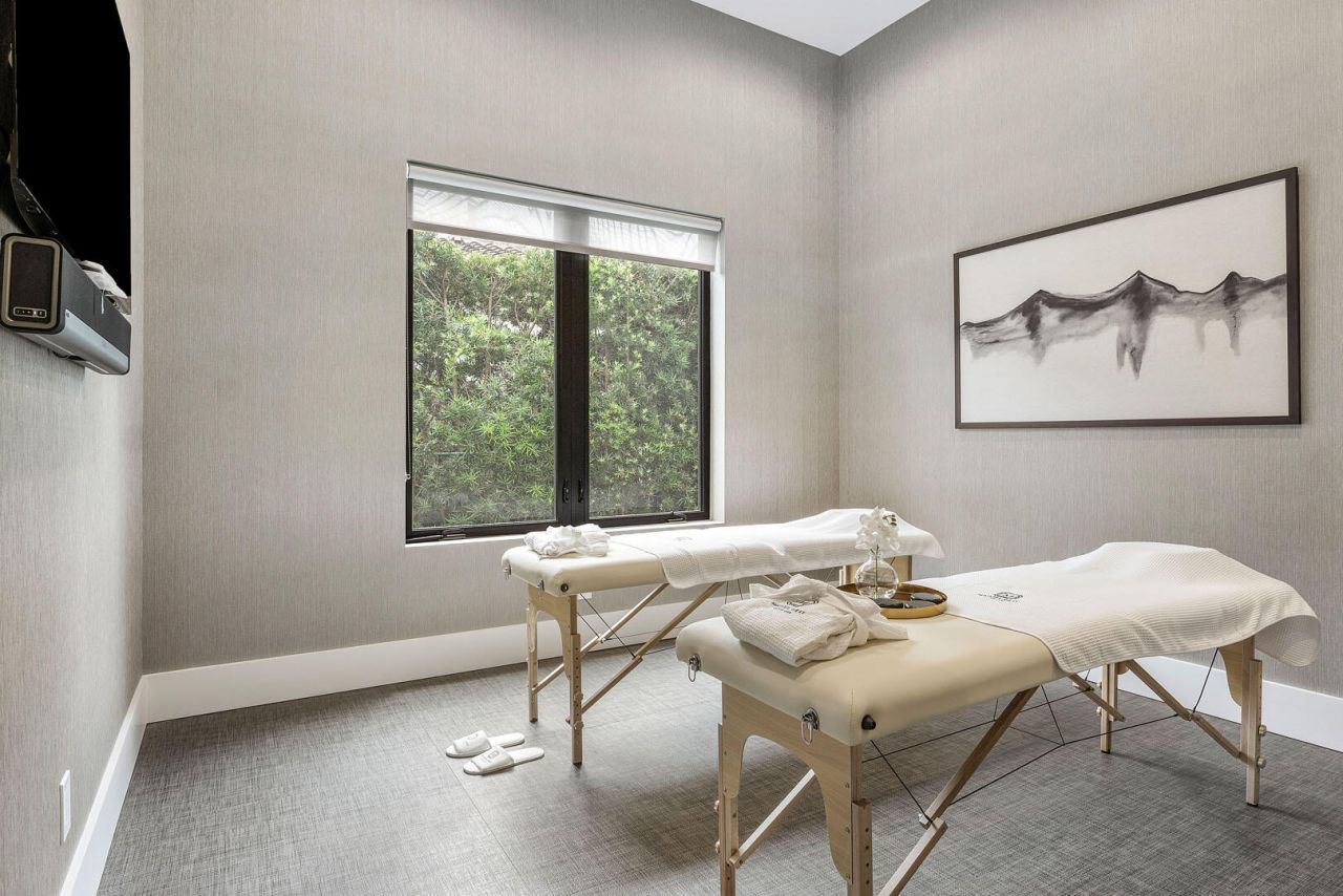 1576 Thatch Palm Drive, Boca Raton, FL 33432 Photo