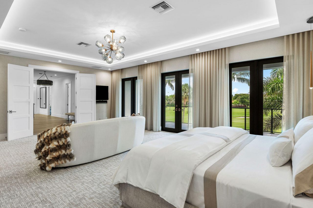 1576 Thatch Palm Drive, Boca Raton, FL 33432 Photo