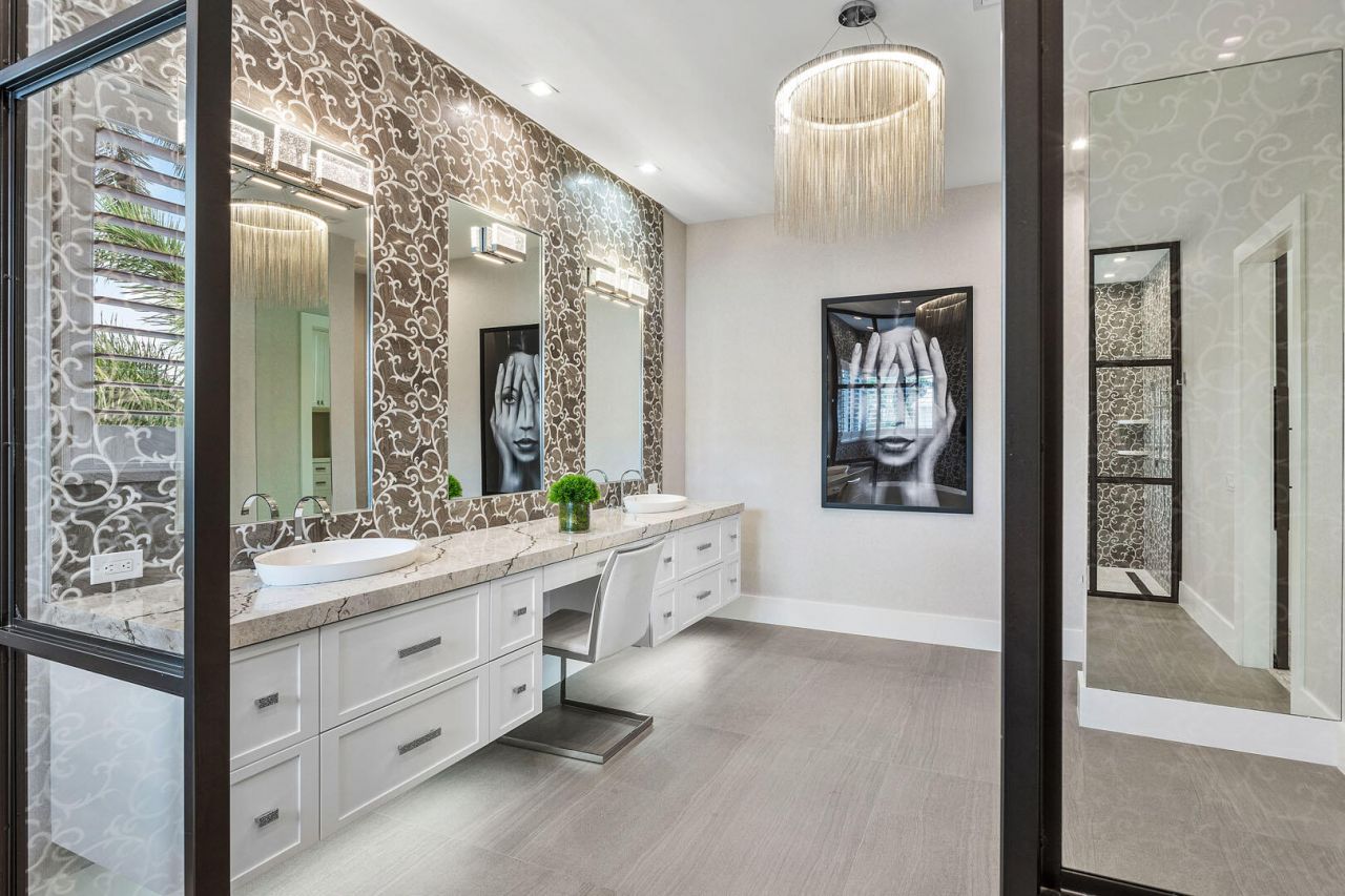 1576 Thatch Palm Drive, Boca Raton, FL 33432 Photo