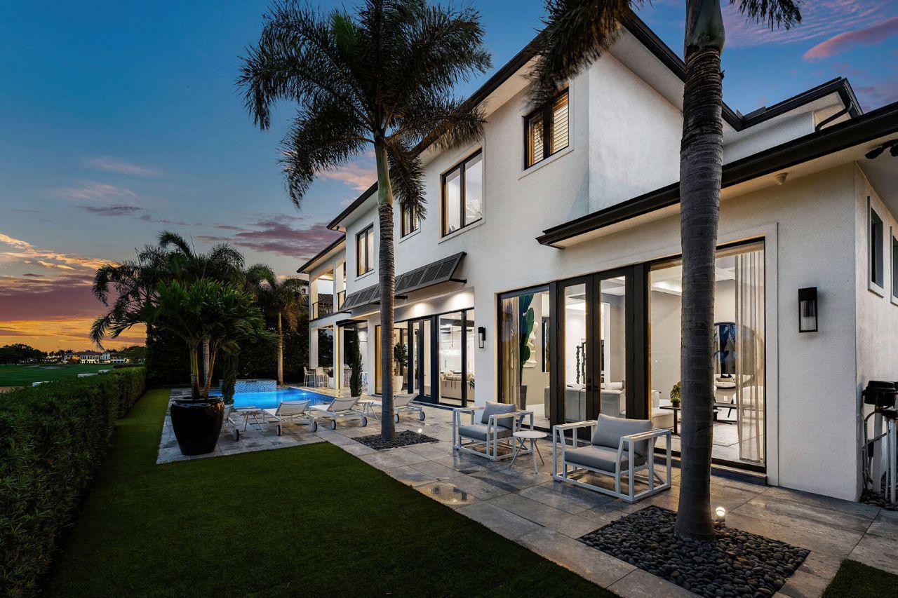 1576 Thatch Palm Drive, Boca Raton, FL 33432 Photo