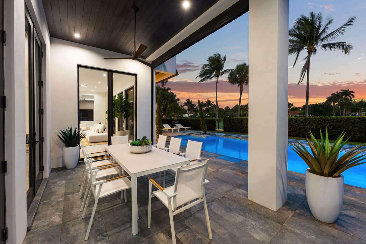 1576 Thatch Palm Drive, Boca Raton, FL 33432 Photo