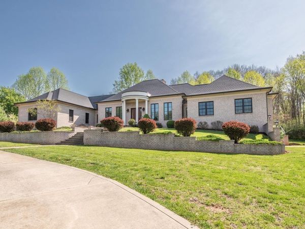 9225 S Foggy Ridge Lane, Bloomington, IN 47401