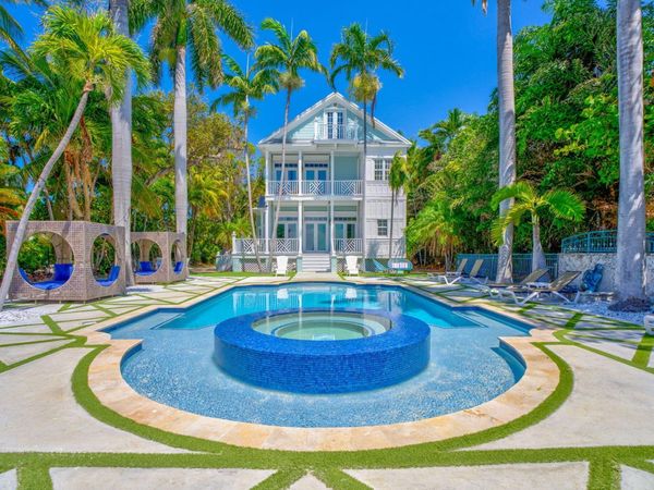 75761 Overseas Highway, ISLAMORADA, FL 33036