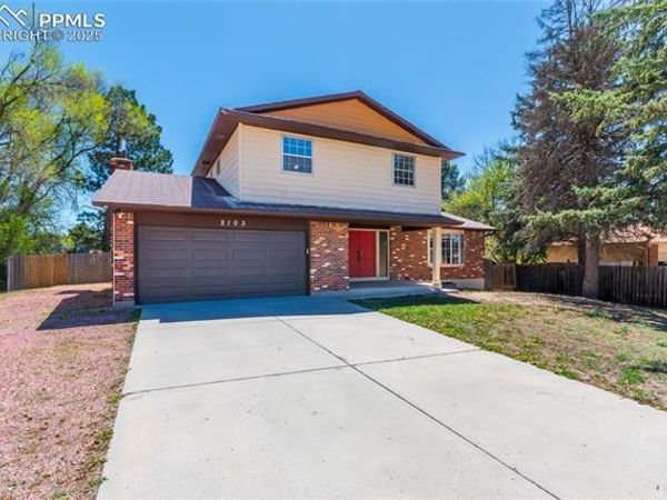 2103 E Greenwich Circle, Colorado Springs, CO 80909