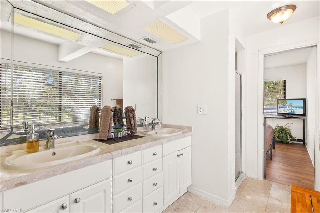 18925 S River Rd, Alva, FL 33920 Photo