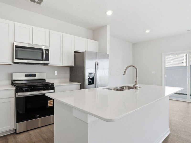 6350 Ripken Street, Columbus, OH 43228 Photo 15