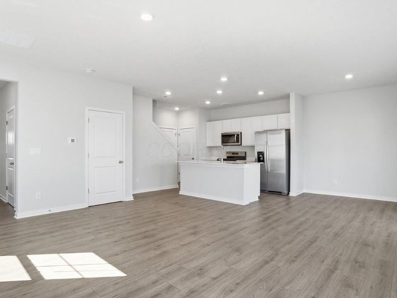 6350 Ripken Street, Columbus, OH 43228 Photo 9