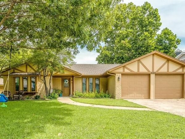 2123 Valleydale Drive, Arlington, TX 76013