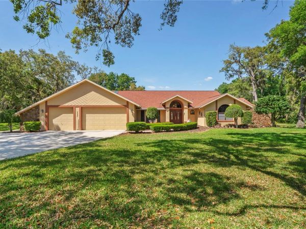 7353 DOGWOOD CRESCENT, SPRING HILL, FL 34607