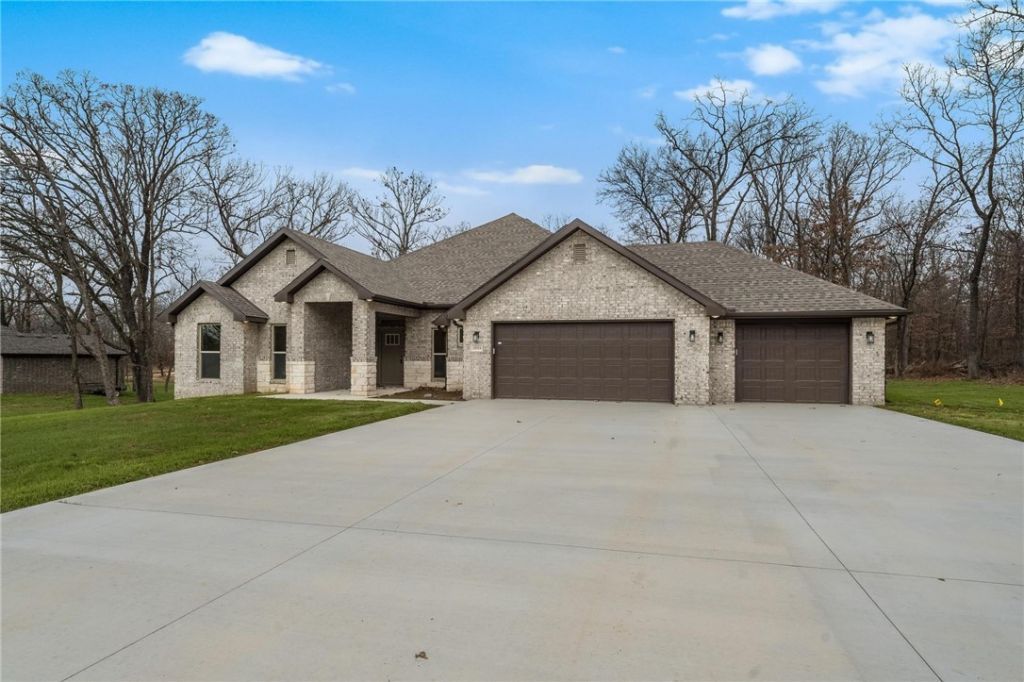 15324 S Bethel Heights Road, Gentry, AR 72734 Main Photo