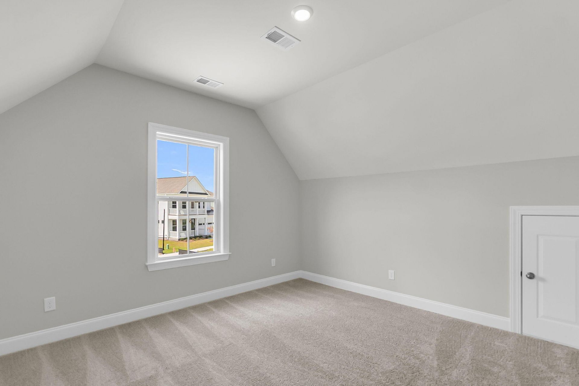 753 Maynard Lane Photo 32